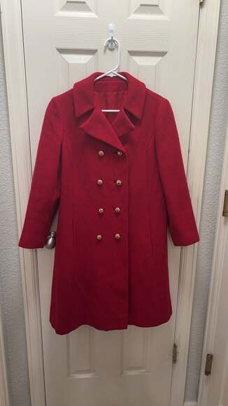Shagmoor Vintage Red Double-Breasted Pea Coat with Gold and pink‎ Button
